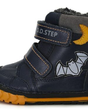 batukai vaikams D.D.Step (Vengrija)  Tamsiai mėlyni batai su pašiltinimu 20-24 d. 029308B