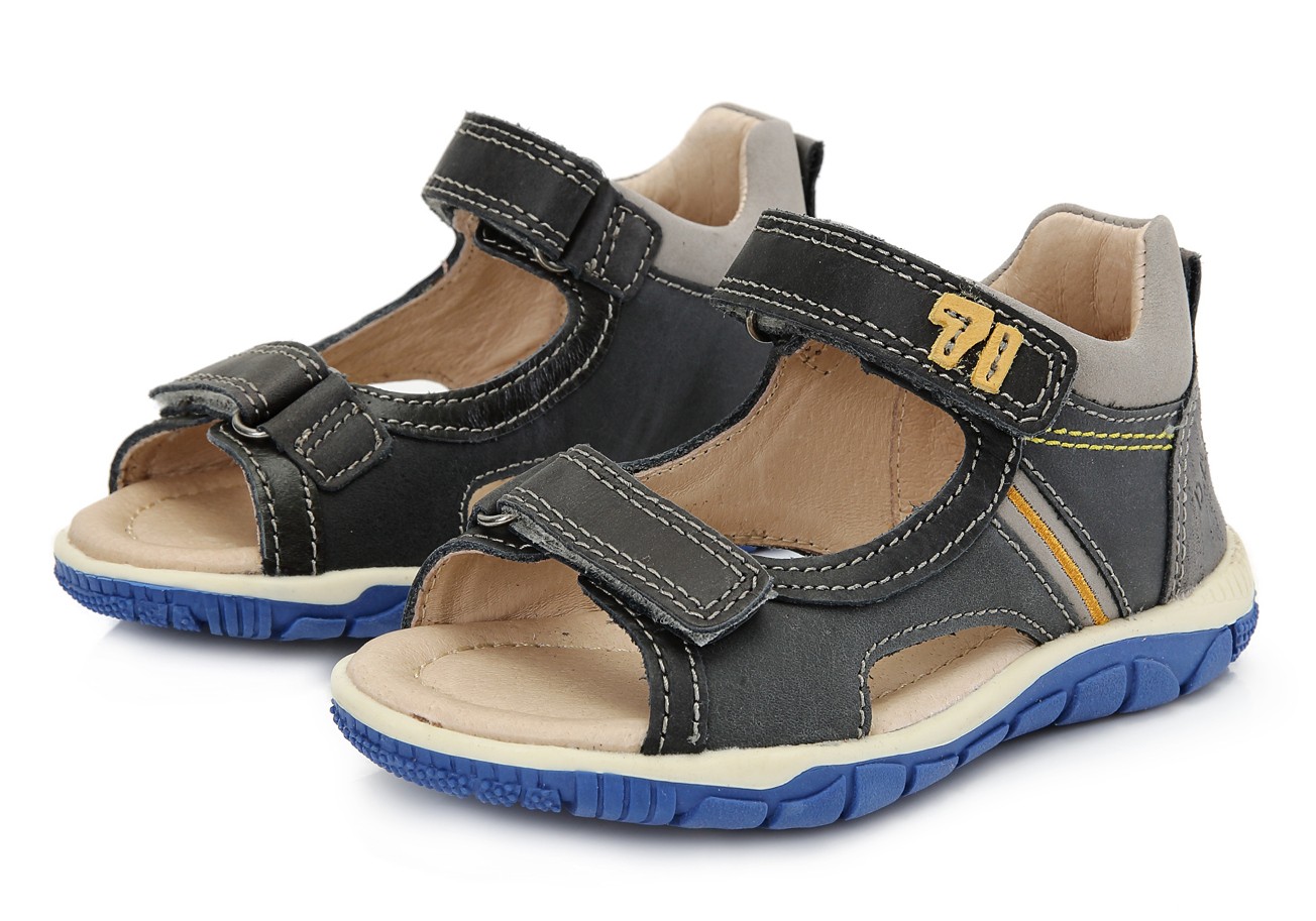 Basutės 19-24 d. K33018BU. D.D.Step (Vengrija). Batai vaikams 3 batukai vaikams D.D.Step (Vengrija) Basutės 19-24 d. K33018BU