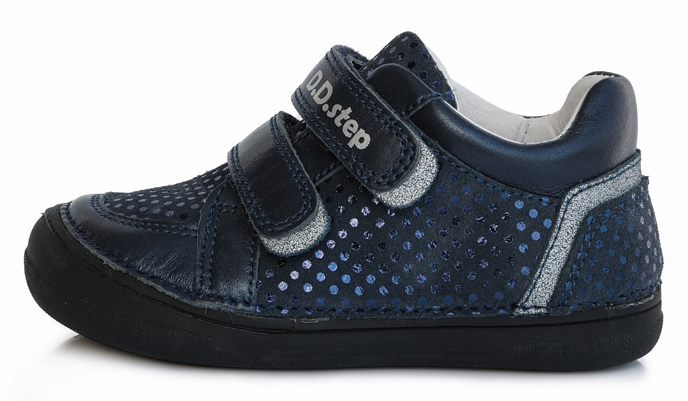 Mėlyni batai 32-37 d. 078510L. D.D.Step (Vengrija). Batai vaikams 3 batukai vaikams D.D.Step (Vengrija) Mėlyni batai 32-37 d. 078510L