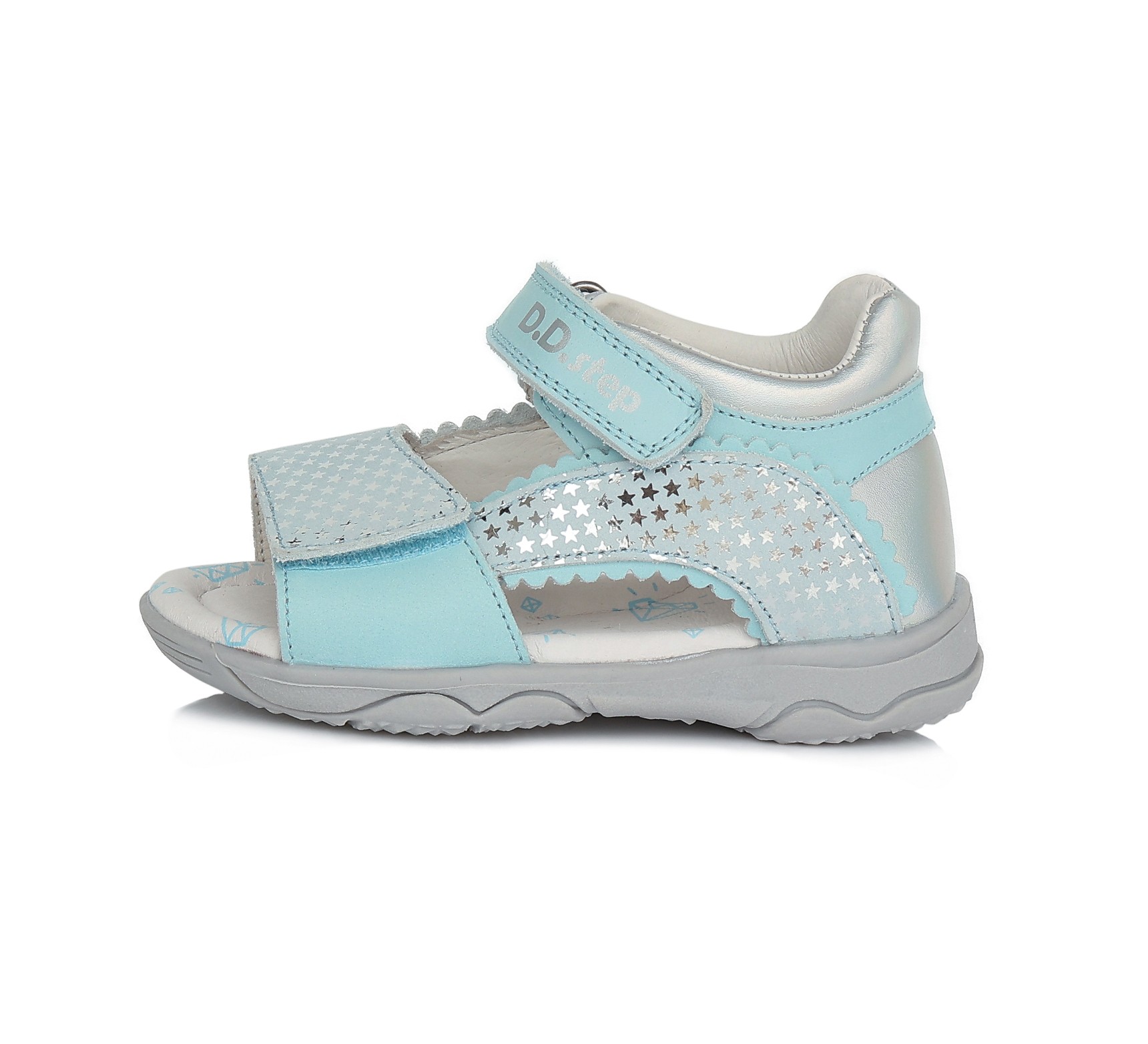 Šviesiai mėlynos basutės 20-25 d. AC64213B. D.D.Step (Vengrija). Batai vaikams 3 batukai vaikams D.D.Step (Vengrija) Šviesiai mėlynos basutės 20-25 d. AC64213B