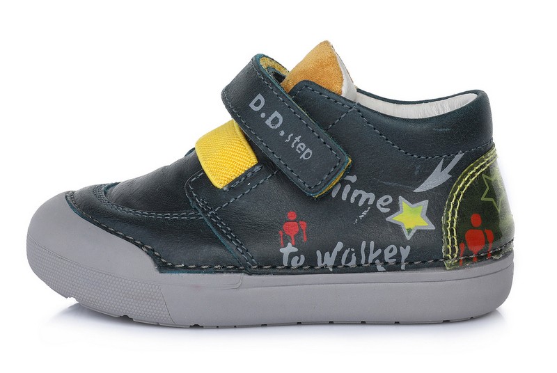 Tamsiai mėlyni Barefeet batai 20-25 d. 066739A. D.D.Step (Vengrija). Batai vaikams 3 batukai vaikams D.D.Step (Vengrija) Tamsiai mėlyni Barefeet batai 20-25 d. 066739A