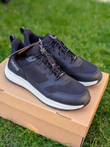 VIKING Impact WP SL rudeniniai/pavasariniai batai vaikams, juodos spalvos, vandeniui atsparūs, lengvi, su elastingais raišteliais ir lipduku