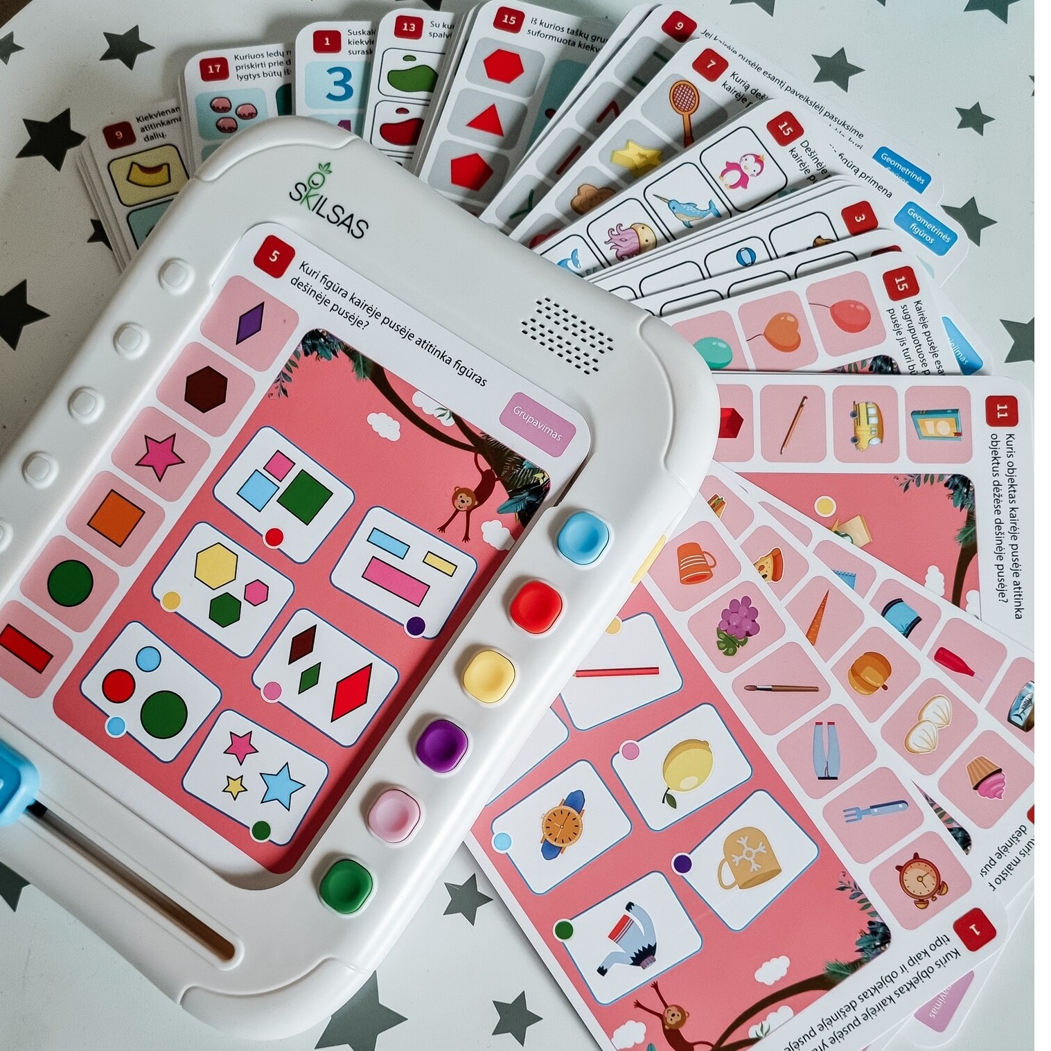 Interaktyvus logikos lavinimo žaidimas SKILSAS su užduočių kortelėmis 2 Interaktyvus logikos lavinimo žaidimas SKILSAS su užduočių kortelėmis