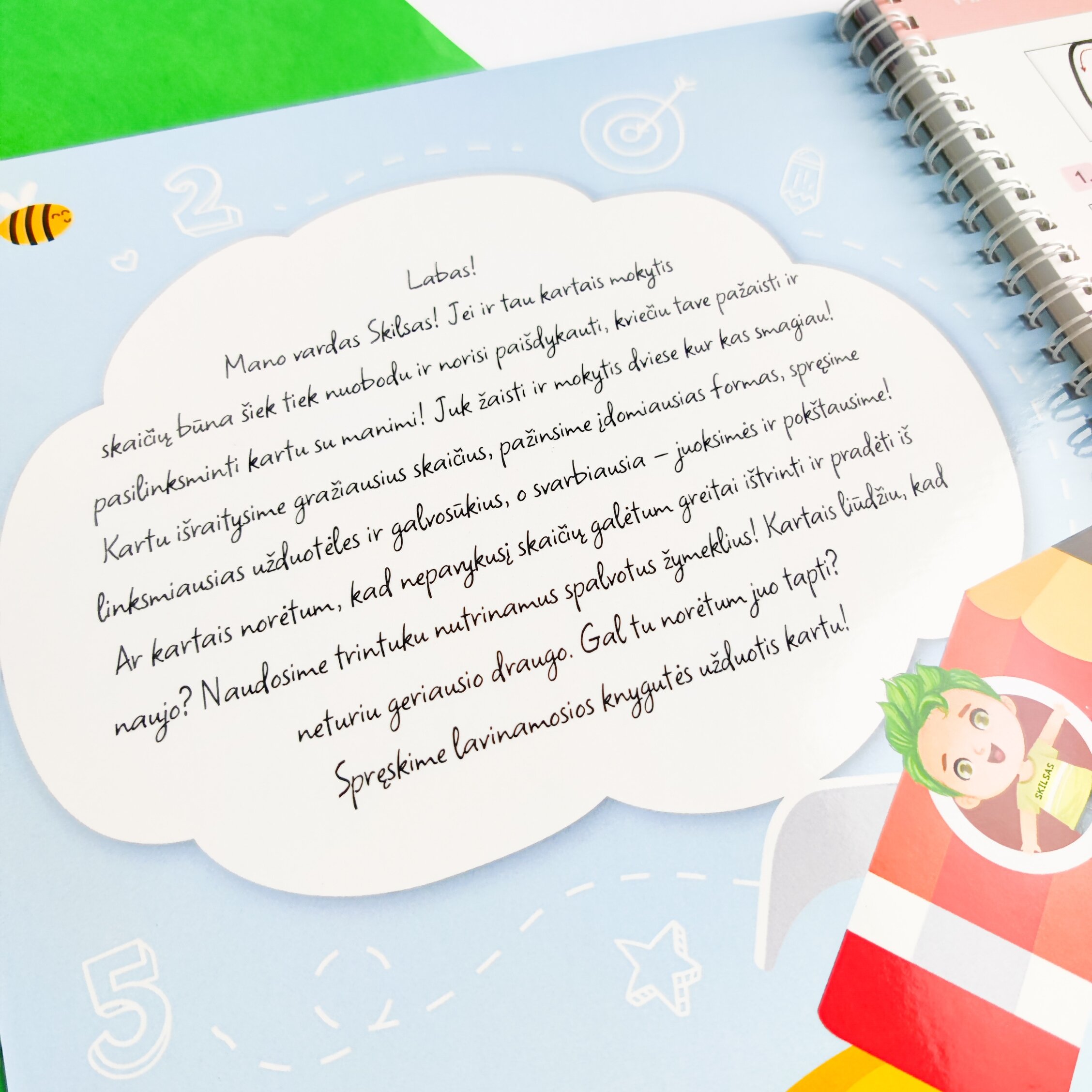 Lavinamoji knyga "Mokausi skaičių, spalvų ir formų su Skilsu" (su daugkartinio naudojimo žymekliais) 5 Lavinamoji knyga "Mokausi skaičių, spalvų ir formų su Skilsu" (su daugkartinio naudojimo žymekliais) - Image 3