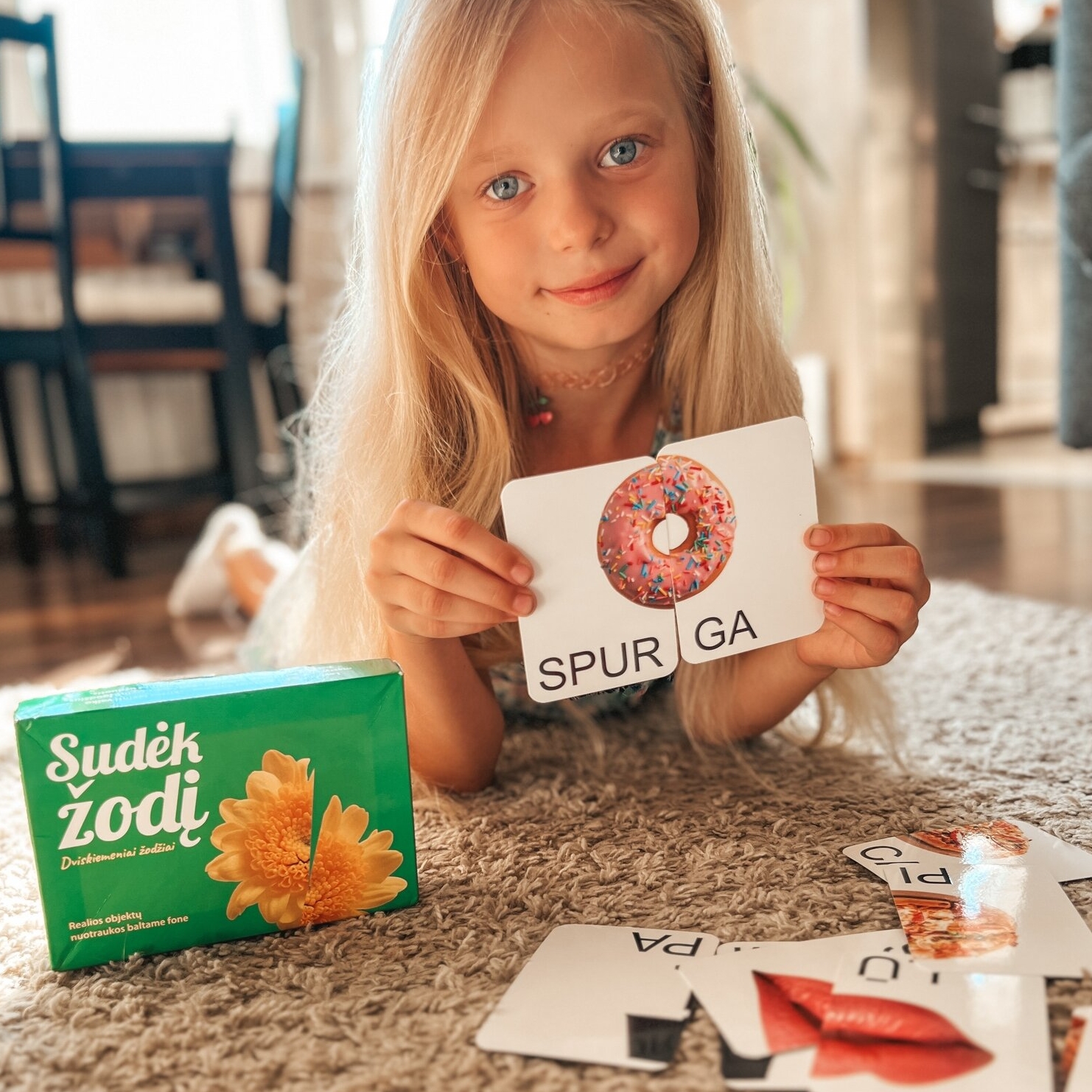 Skaitymo kortelės „Sudėk žodį. Dviskiemeniai žodžiai“ 3 Skaitymo kortelės „Sudėk žodį. Dviskiemeniai žodžiai“