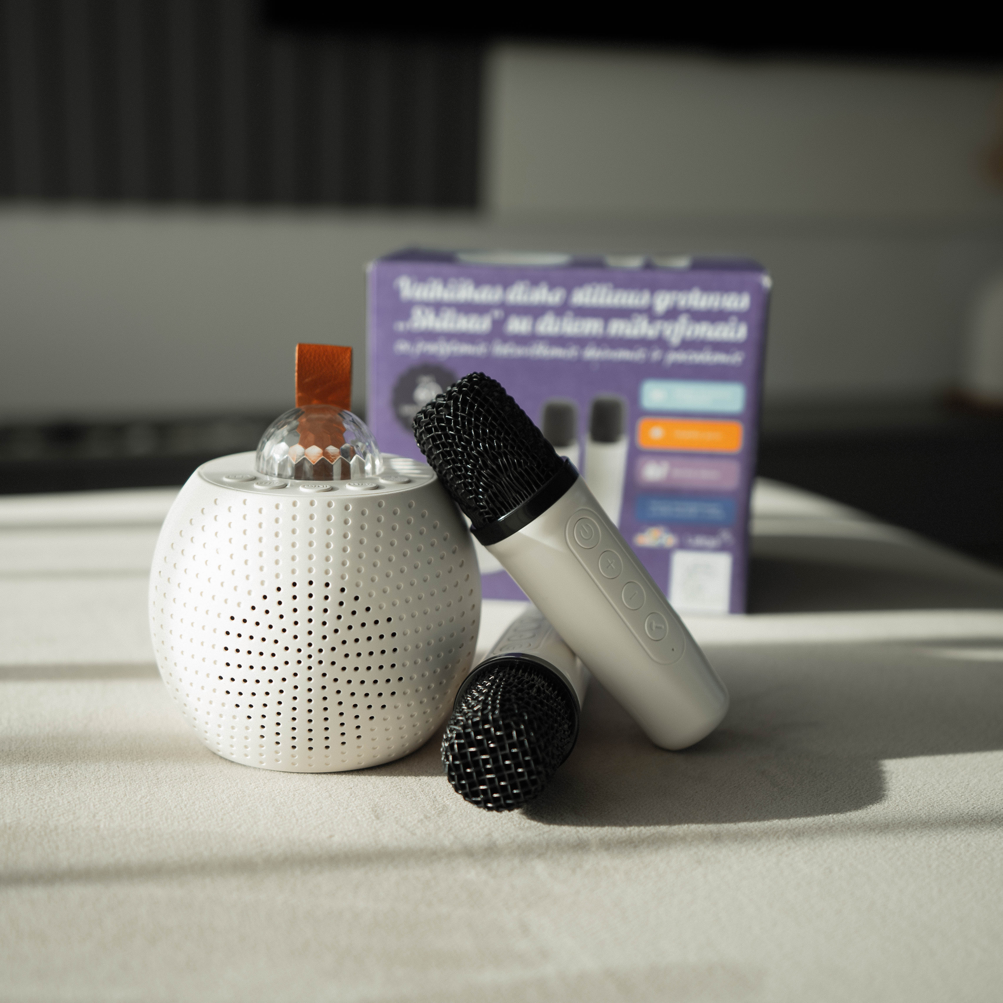 Yes For Skills vaikiškas disko stiliaus grotuvas su dviem balsą keičiančiais mikrofonais (su įrašytomis lietuviškomis dainomis ir pasakomis) 2 Yes For Skills vaikiškas disko stiliaus grotuvas su dviem balsą keičiančiais mikrofonais (su įrašytomis lietuviškomis dainomis ir pasakomis)