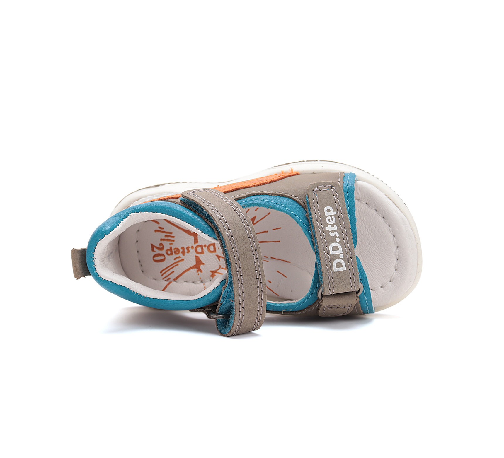 Rudos basutės 25-30 d. G103-51229M. D.D.Step (Vengrija). Batai vaikams 6 batukai vaikams D.D.Step (Vengrija) Rudos basutės 25-30 d. G103-51229M