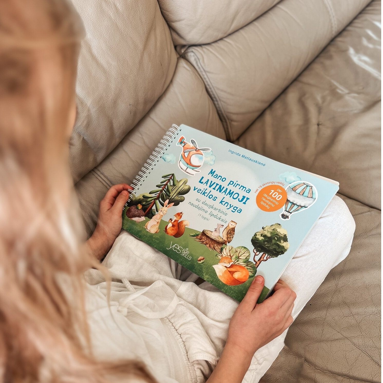 Mano pirma lavinamoji veiklos knyga su daugkartinio naudojimo lipdukais - PAŽEISTA PAKUOTĖ 3 Mano pirma lavinamoji veiklos knyga su daugkartinio naudojimo lipdukais - PAŽEISTA PAKUOTĖ