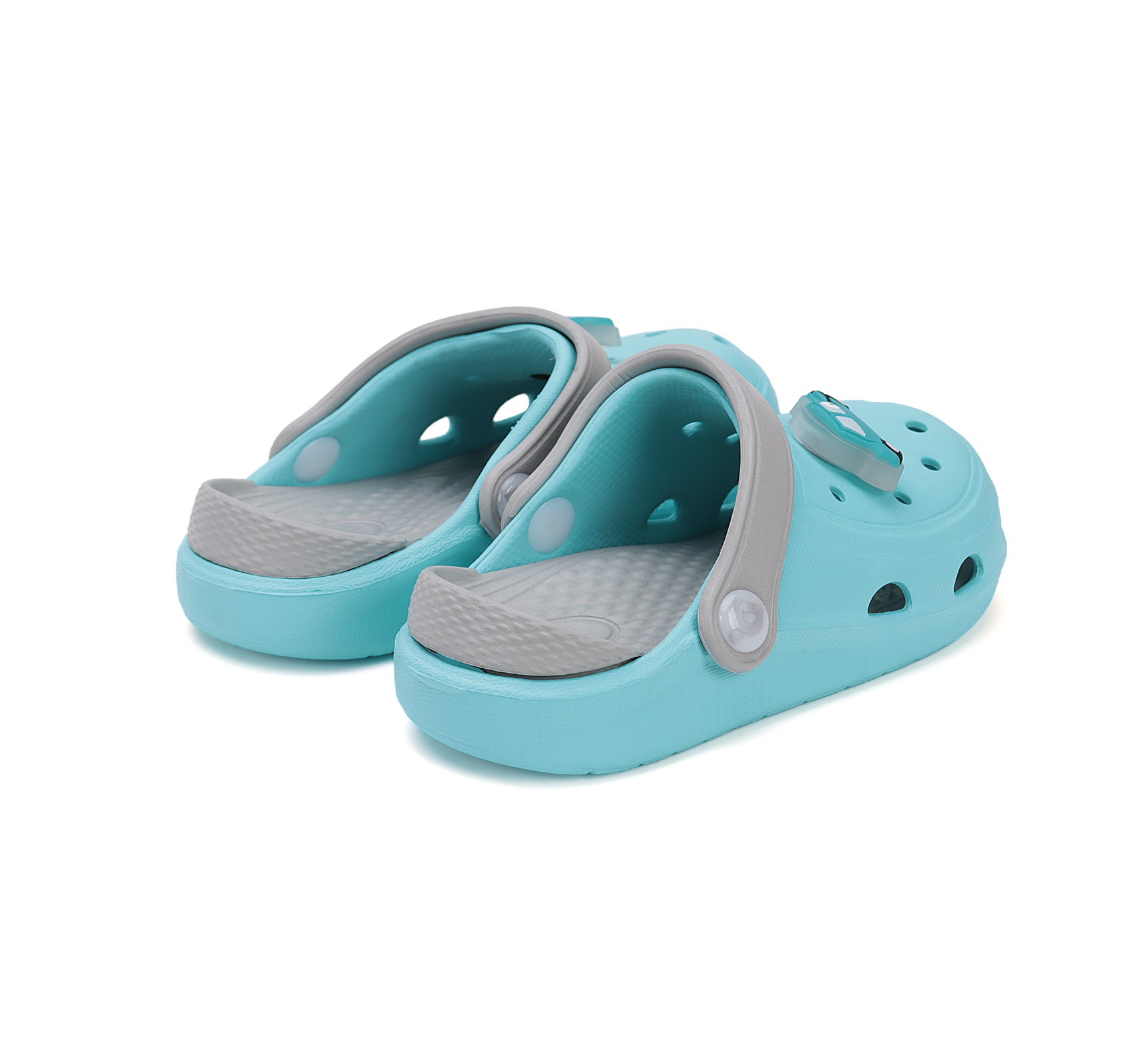 batukai vaikams D.D.Step (Vengrija) D.D.Step mėlynos klumpės 26-31 d. J091-51527AM