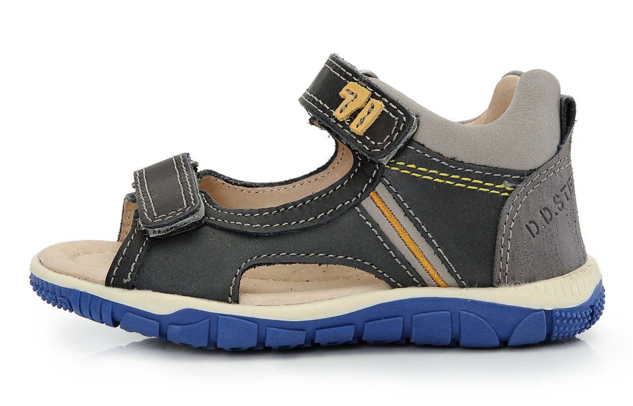 batukai vaikams D.D.Step (Vengrija) Basutės 19-24 d. K33018BU