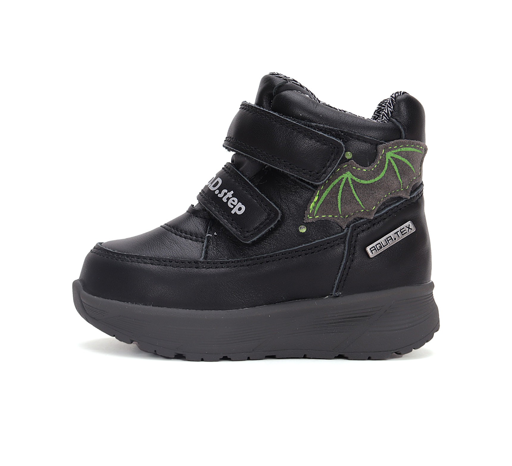 batukai vaikams D.D.Step (Vengrija) LED juodi vandeniui atsparūs batai 22-27 d. P083-42246A