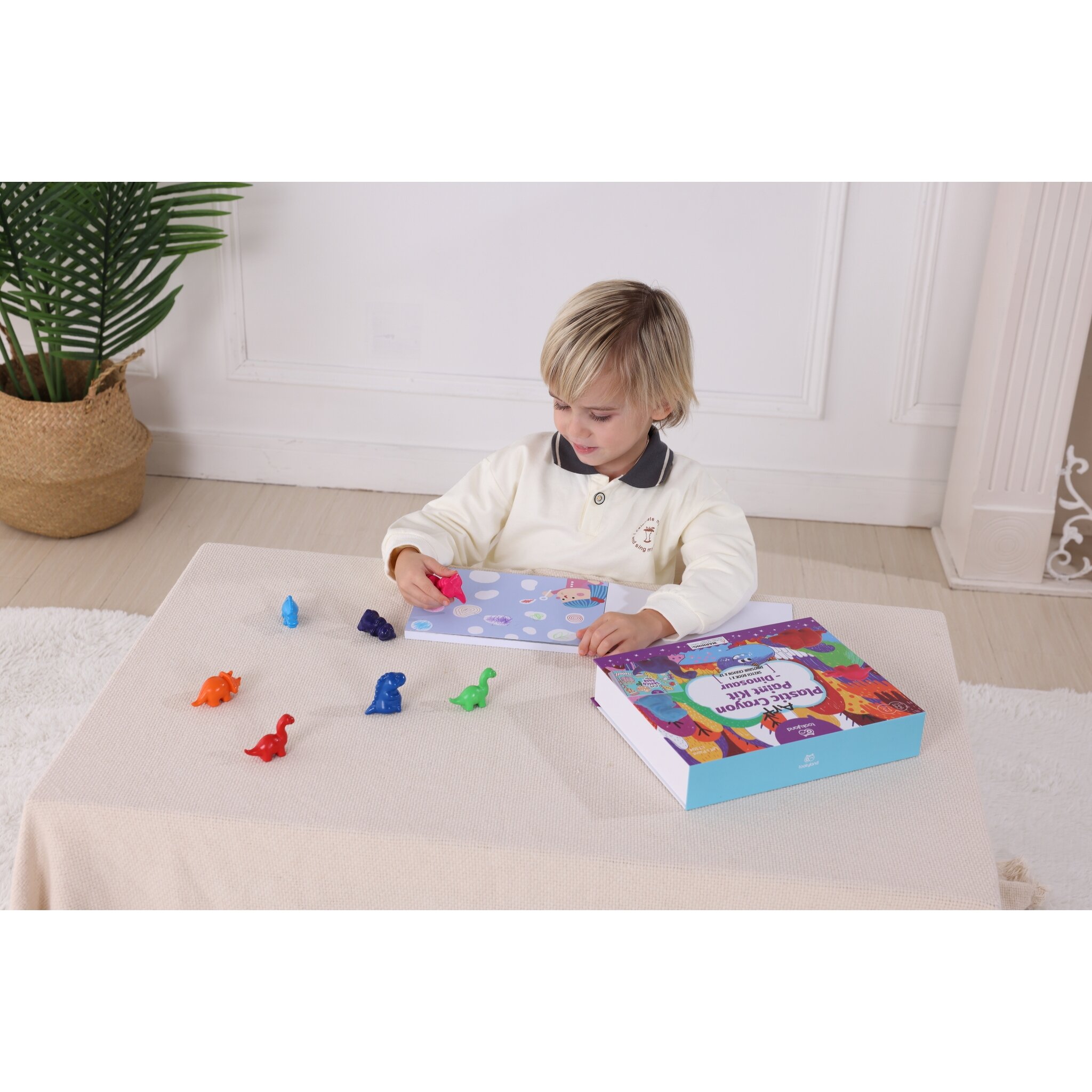 Tookyland kūrybinis vaškinių kreidelių rinkinys „Dinozaurai“ su spalvinimo knygele (LT304) 6 Tookyland kūrybinis vaškinių kreidelių rinkinys „Dinozaurai“ su spalvinimo knygele (LT304) - Image 4