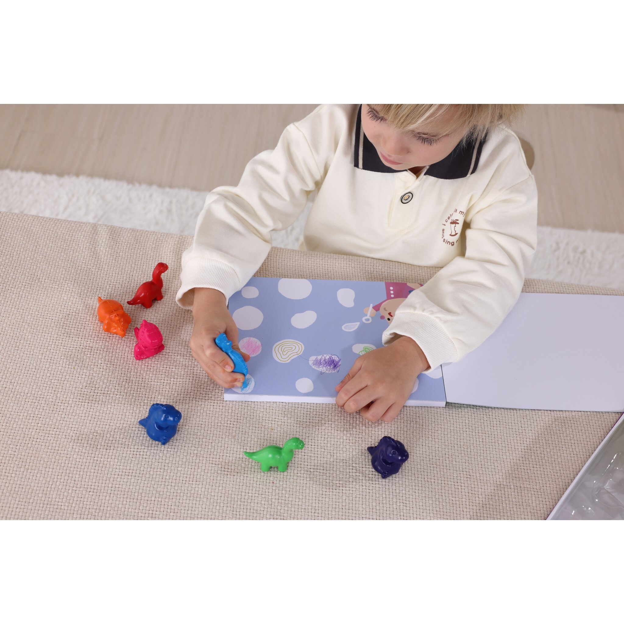 Tookyland kūrybinis vaškinių kreidelių rinkinys „Dinozaurai“ su spalvinimo knygele (LT304) 8 Tookyland kūrybinis vaškinių kreidelių rinkinys „Dinozaurai“ su spalvinimo knygele (LT304) - Image 6