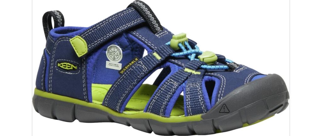 TOP 7 geriausi sandalai vaikams vasarai 2026 – Keen, Teva, Crocs, Reima