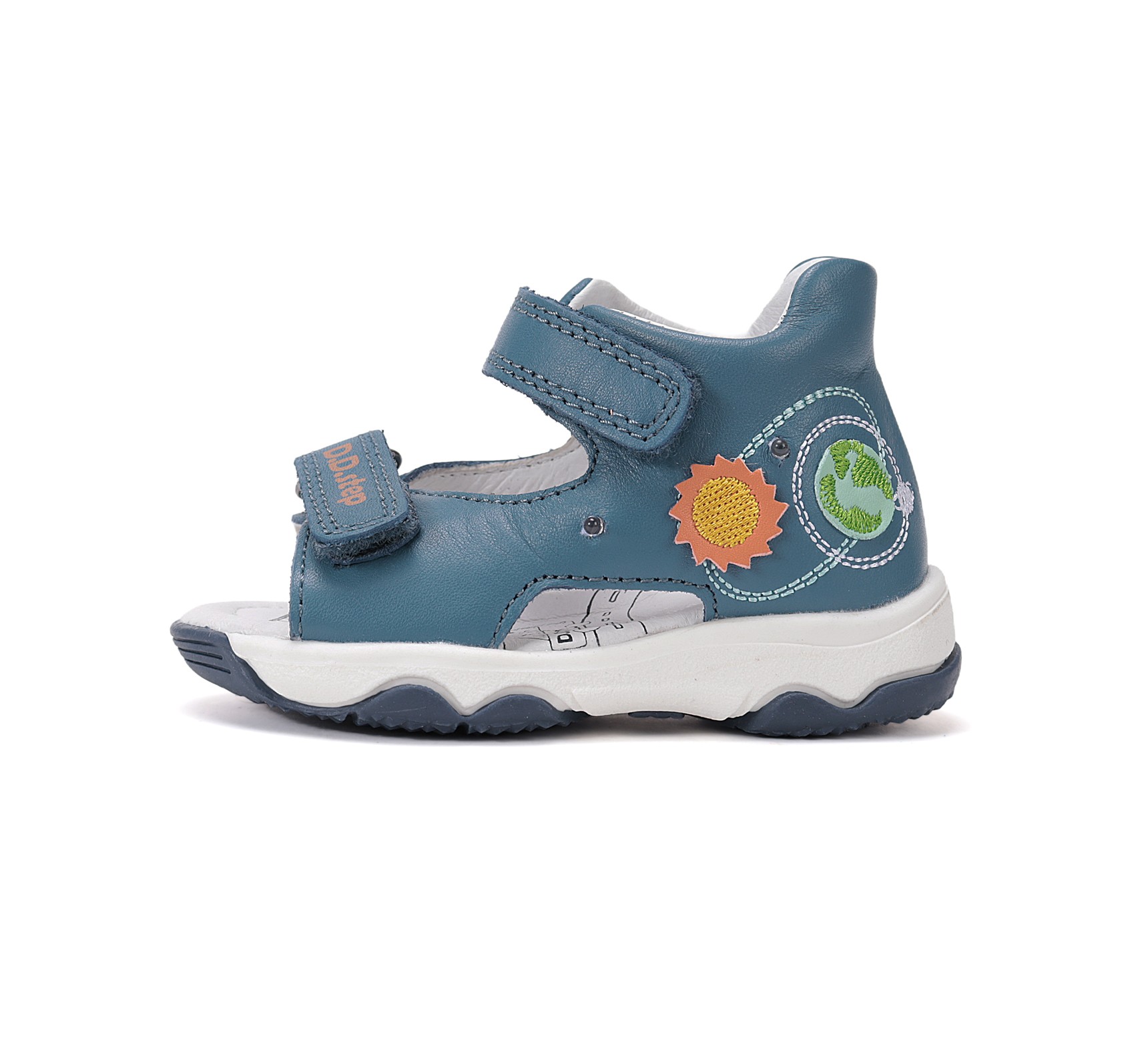 Mėlynos LED basutės 21-25 d. G064-61462. D.D.Step (Vengrija). Batai vaikams 3 batukai vaikams D.D.Step (Vengrija) Mėlynos LED basutės 21-25 d. G064-61462