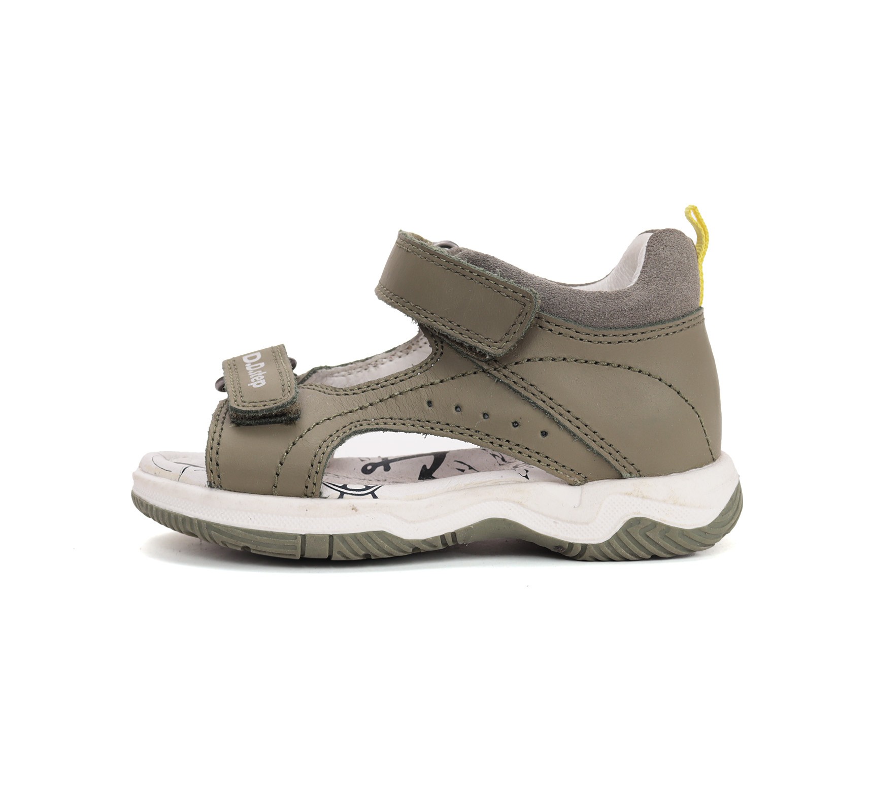 Žalsvos basutės 31-36 d. G103-61588L. D.D.Step (Vengrija). Batai vaikams 3 batukai vaikams D.D.Step (Vengrija) Žalsvos basutės 31-36 d. G103-61588L