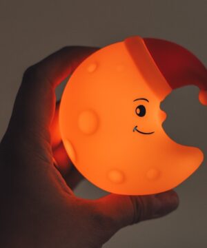 Sieninė naktinė LED lemputė „Mėnulis“ 1 sienine naktine led lempute menulis 1 1