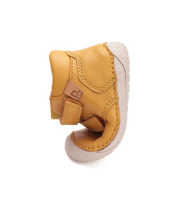 batukai vaikams D.D.Step (Vengrija)  Barefoot geltoni batai 20-25 d. S070-51861D