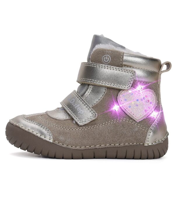 batukai vaikams D.D.Step (Vengrija)  LED Batai su dirbtinio kailio pamušalu 25-30 d. W050-42707DM