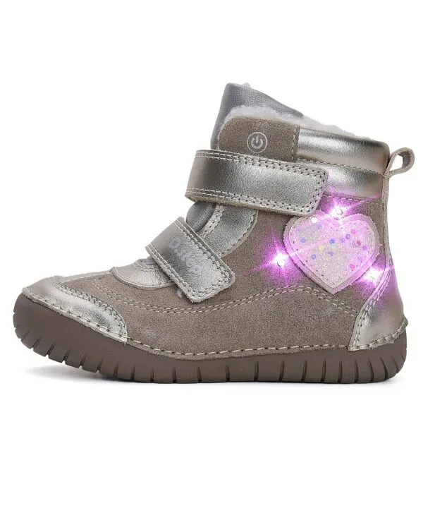 batukai vaikams D.D.Step (Vengrija)  LED Batai su dirbtinio kailio pamušalu 25-30 d. W050-42707DM