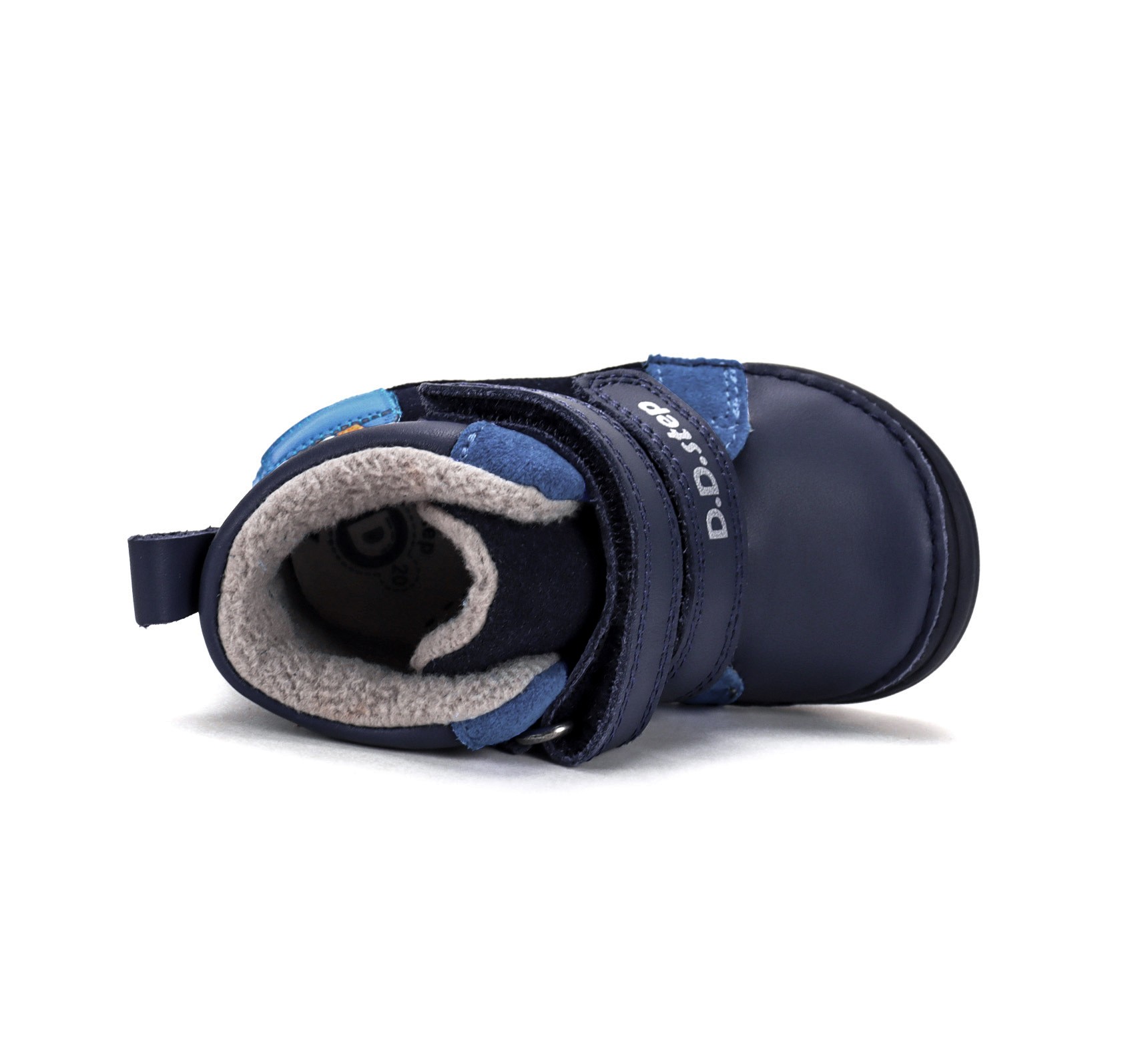 Mėlyni batai su plonu pašiltinimu 26-31 d. A071-62646BM. D.D.Step (Vengrija). Batai vaikams 6 batukai vaikams D.D.Step (Vengrija) Mėlyni batai su plonu pašiltinimu 26-31 d. A071-62646BM