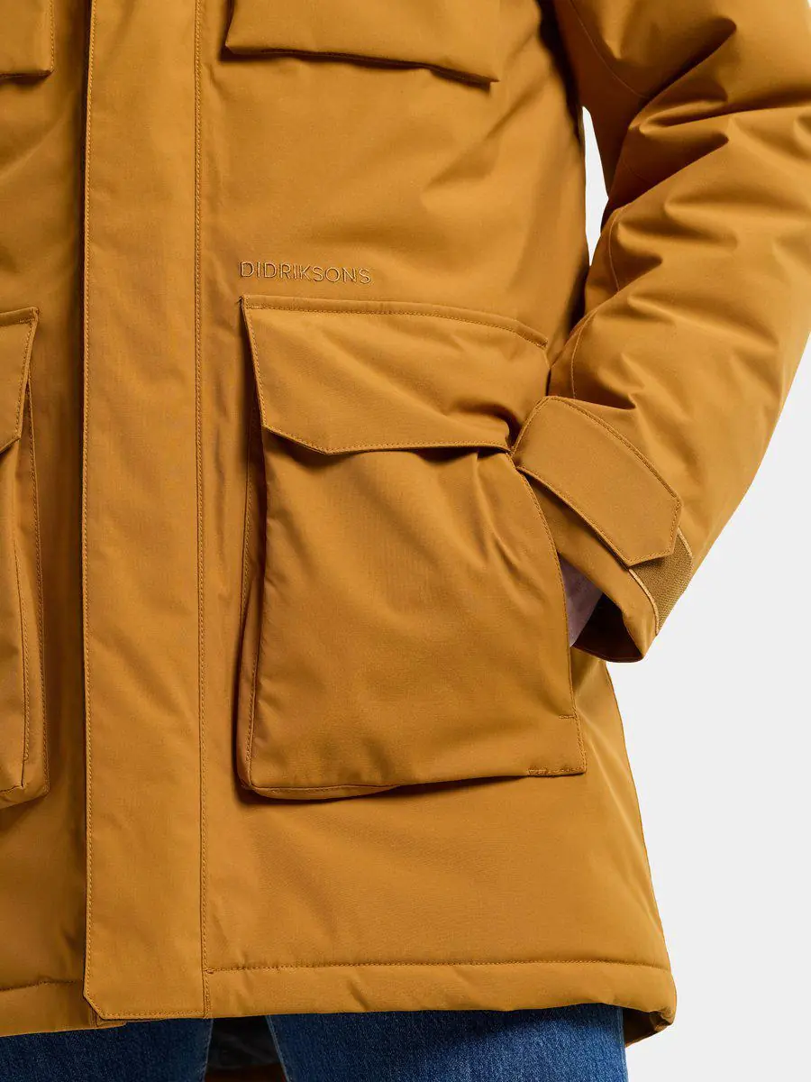 Didriksons vyriška žieminė parka AIDEN USX PARKA 2 - Spice Brown (Išankstinis užsakymas) 8 Didriksons vyriška žieminė parka AIDEN USX PARKA 2 - Spice Brown (Išankstinis užsakymas) - Image 6