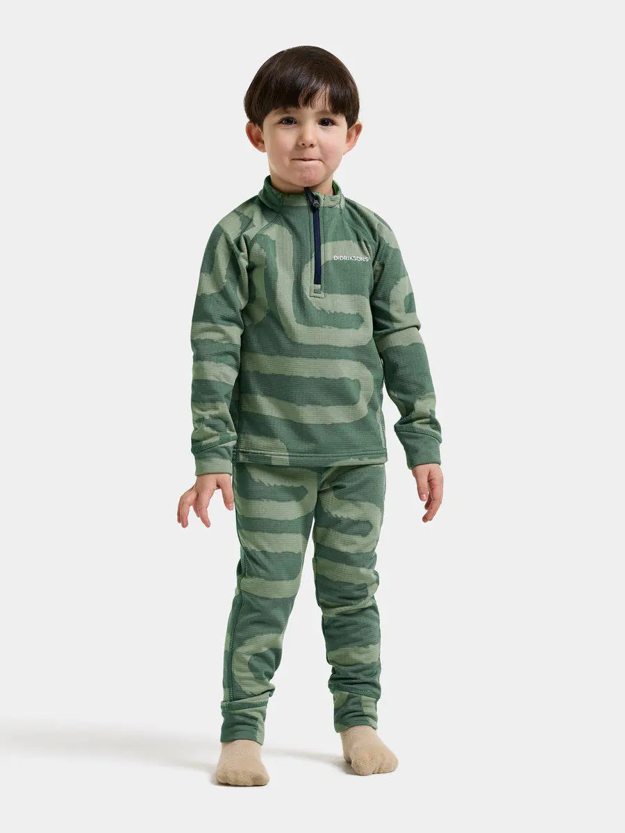 Didriksons flisinis komplektas JADIS PRINTED KIDS SET 5 - Path Dark Moss (Išankstinis užsakymas) 3 Didriksons flisinis komplektas JADIS PRINTED KIDS SET 5 - Path Dark Moss