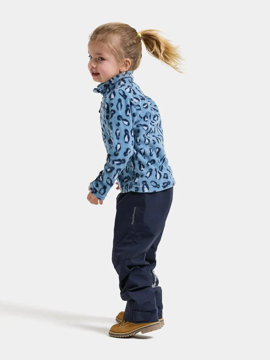 Didriksons džemperis su užtrauktuku MONTE PRINTED KIDS FULL-ZIP 11 - Penguino Blue (Išankstinis užsakymas) 6 Didriksons džemperis su užtrauktuku MONTE PRINTED KIDS FULL-ZIP 11 - Penguino Blue (Išankstinis užsakymas) - Image 4